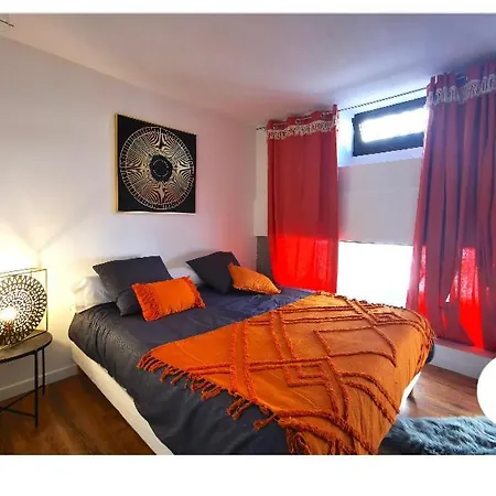 Logement Hyper-centre Idealement Situe Home-voltaire Angers