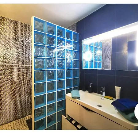 Logement Hyper-centre Idealement Situe Home-voltaire Apartment Angers