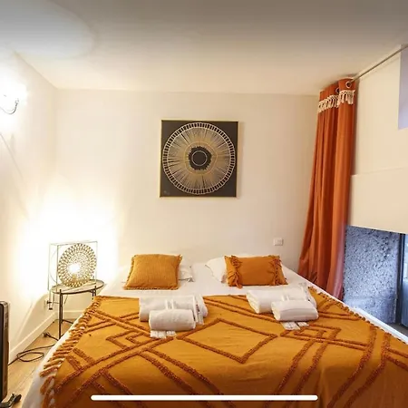 Logement Hyper-centre Idealement Situe Home-voltaire