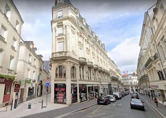 Logement Hyper-centre Idealement Situe Home-voltaire *