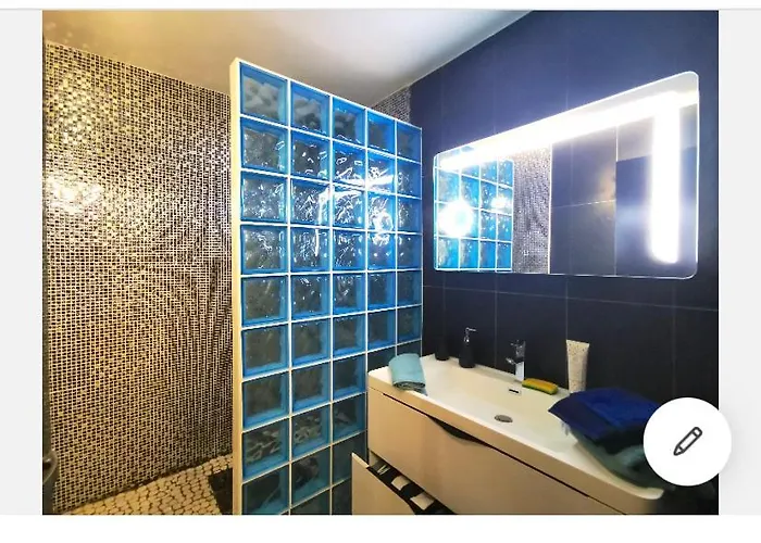 Logement Hyper-centre Idealement Situe Home-voltaire 公寓 昂热